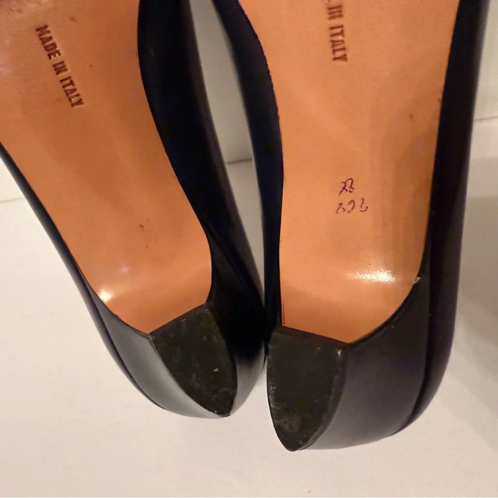 ⭐️SALVATORE FERRAGAMO SHOES HEELS NAVY BLUE LEATHER SIZE 8B ITALY LUXURY